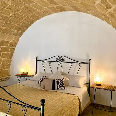 Kàllistos Suites&apartments 3*